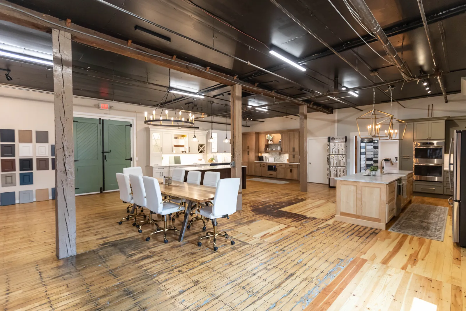 Green State Builders showroom overview